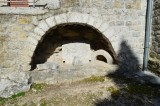 18. ...sa svih strana